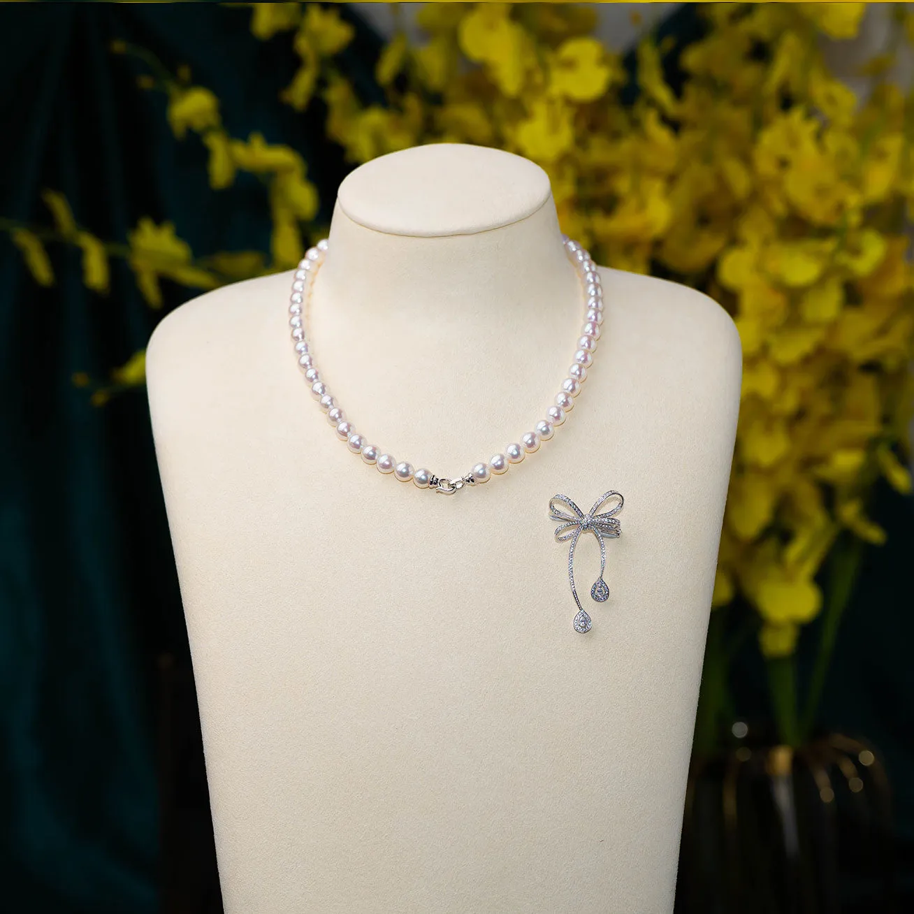 18K Gold Freshwater Pearl Necklace & Brooch KN00019 | RIBBON