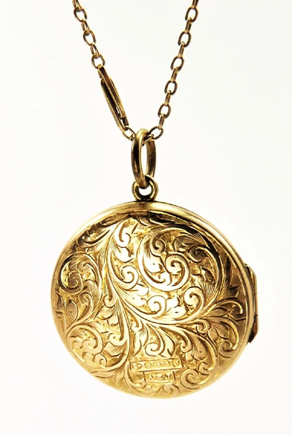 Antique Fully Hallmarked 9 Carat Rose Gold Locket And 18 Inch 9 Carat Rose Gold Necklace 1909