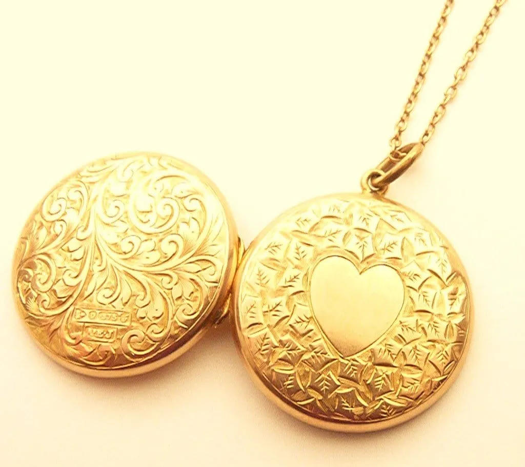 Antique Fully Hallmarked 9 Carat Rose Gold Locket And 18 Inch 9 Carat Rose Gold Necklace 1909