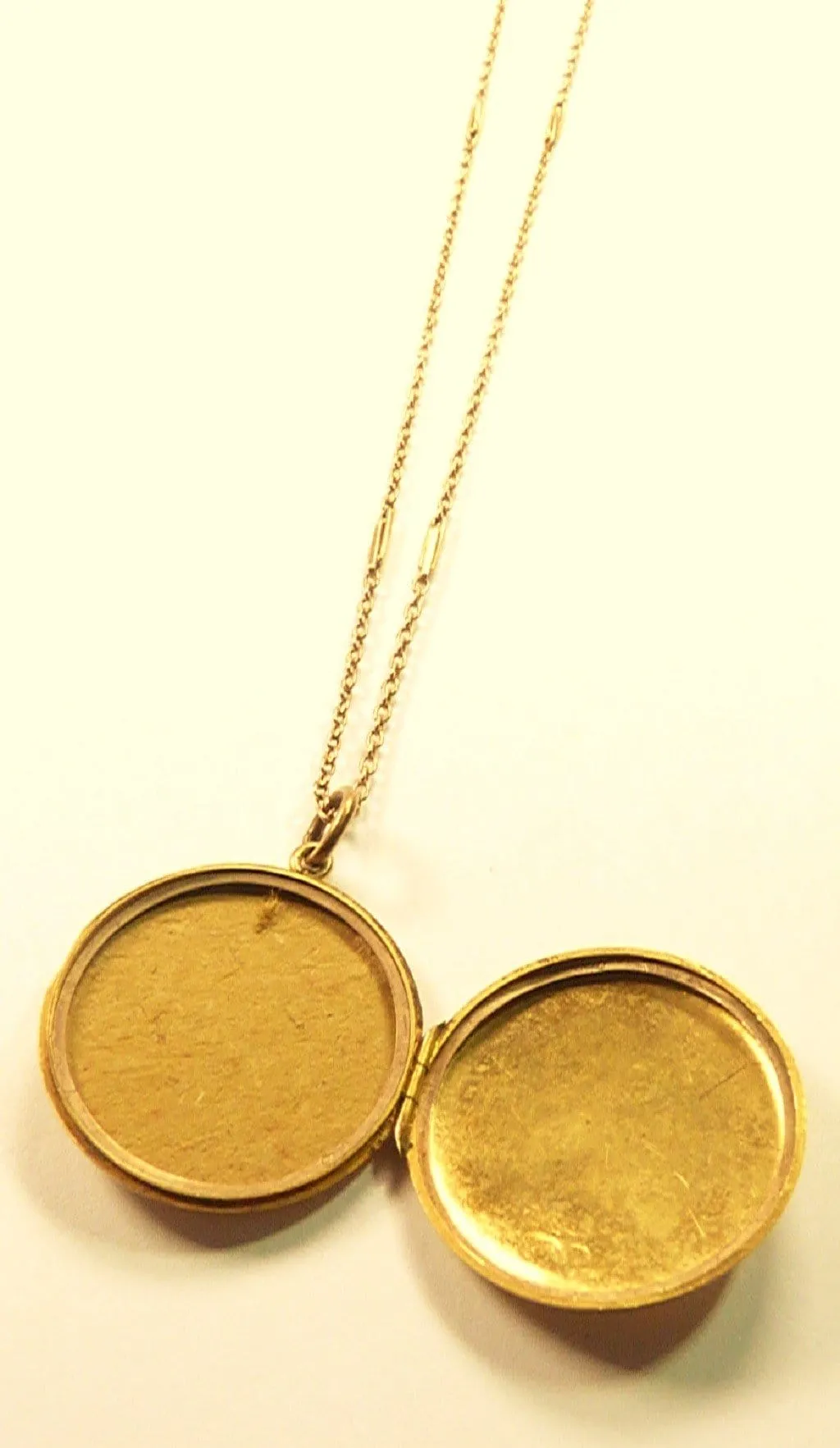 Antique Fully Hallmarked 9 Carat Rose Gold Locket And 18 Inch 9 Carat Rose Gold Necklace 1909