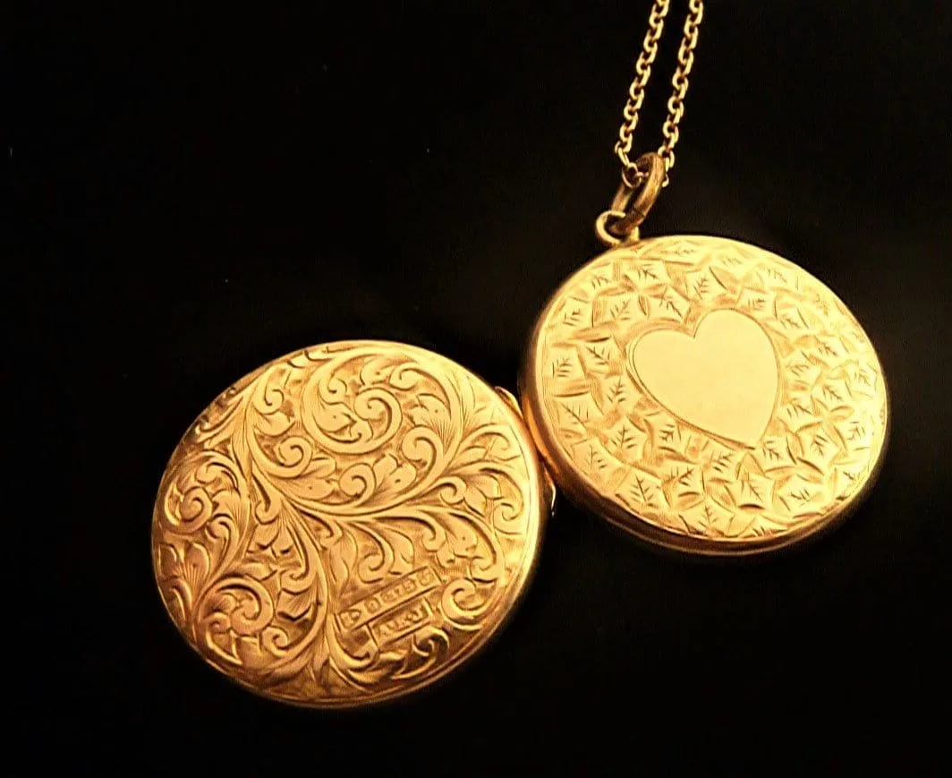 Antique Fully Hallmarked 9 Carat Rose Gold Locket And 18 Inch 9 Carat Rose Gold Necklace 1909