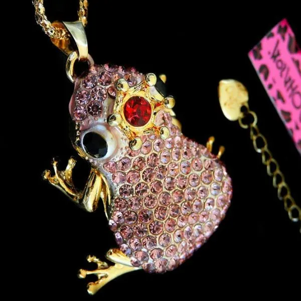 Betsey Johnson Pink Frog Crystal Red Jewel Crown Pendant Necklace