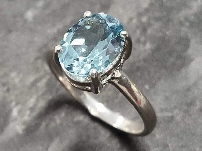 Blue Topaz Ring - Sky Blue Solitaire Ring - Vintage Oval Ring