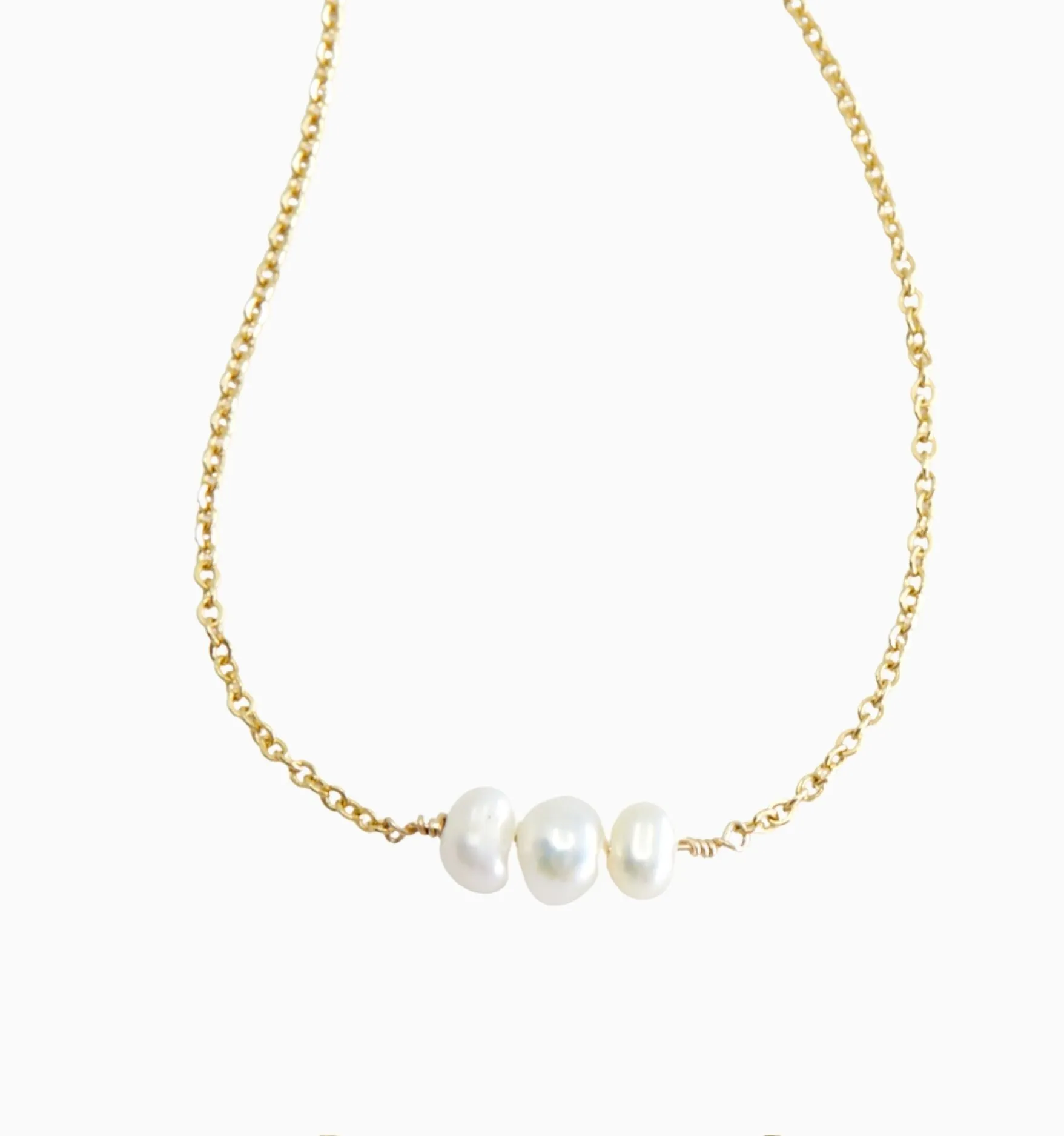 Dainty Pearl Choker Necklace