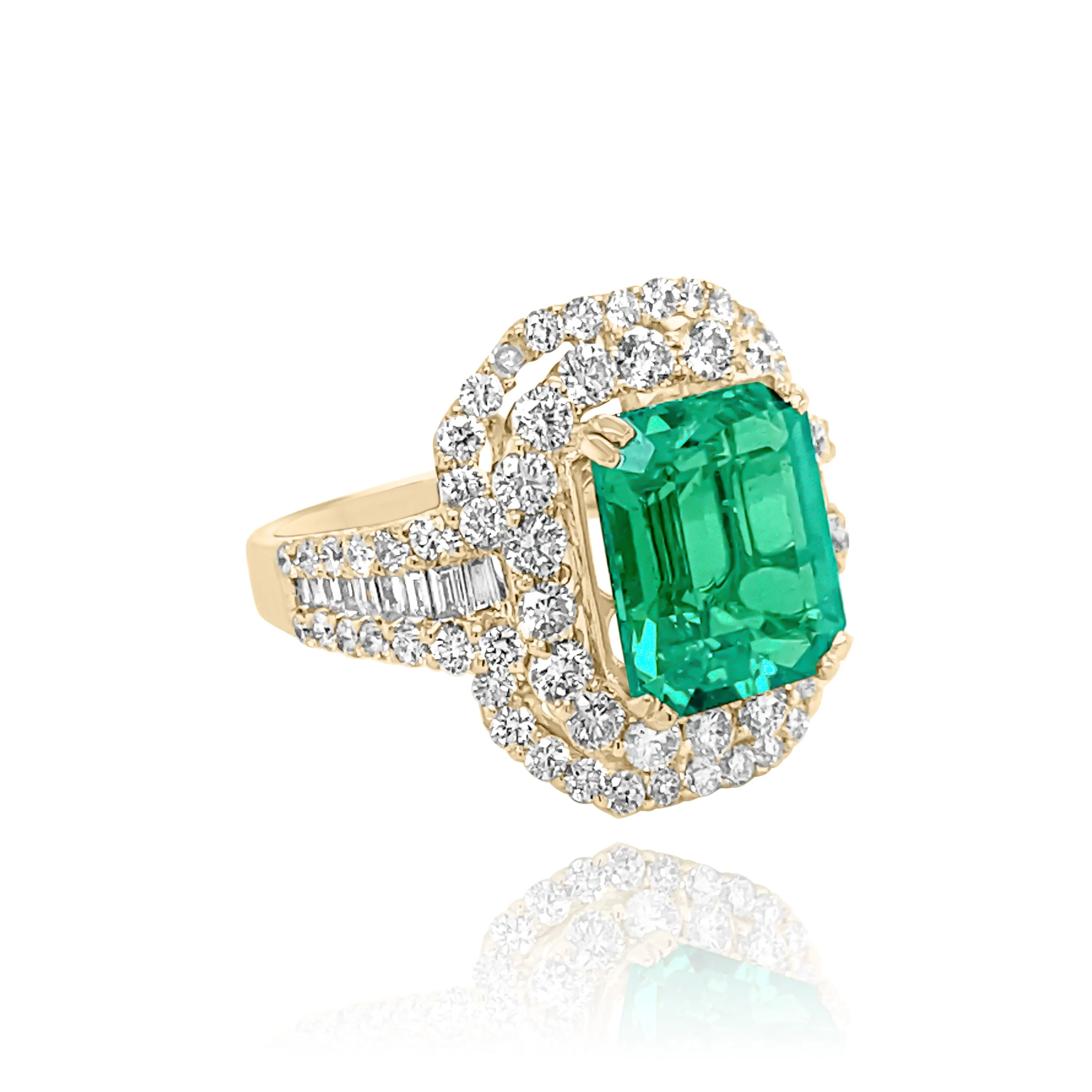 DIAMONDS & EMERALD "FRANCOISE" RING.