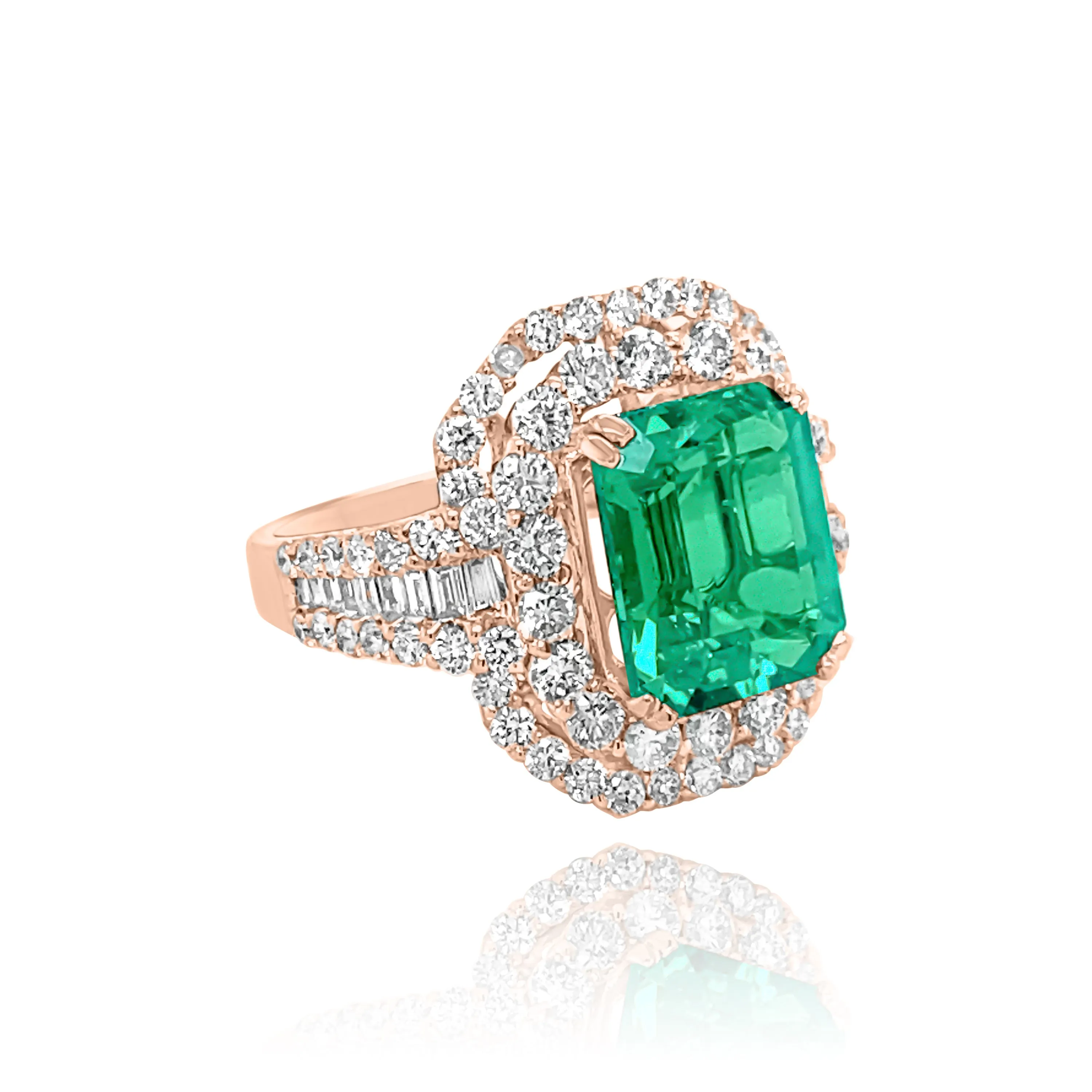 DIAMONDS & EMERALD "FRANCOISE" RING.