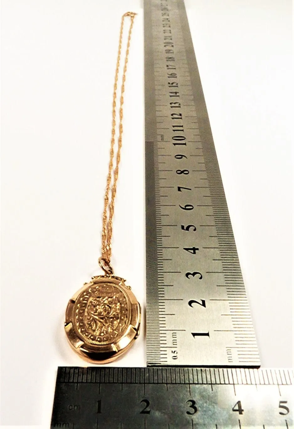 Elegant Antique Solid Gold Keepsake Locket 1908 With 18 Inch Necklace