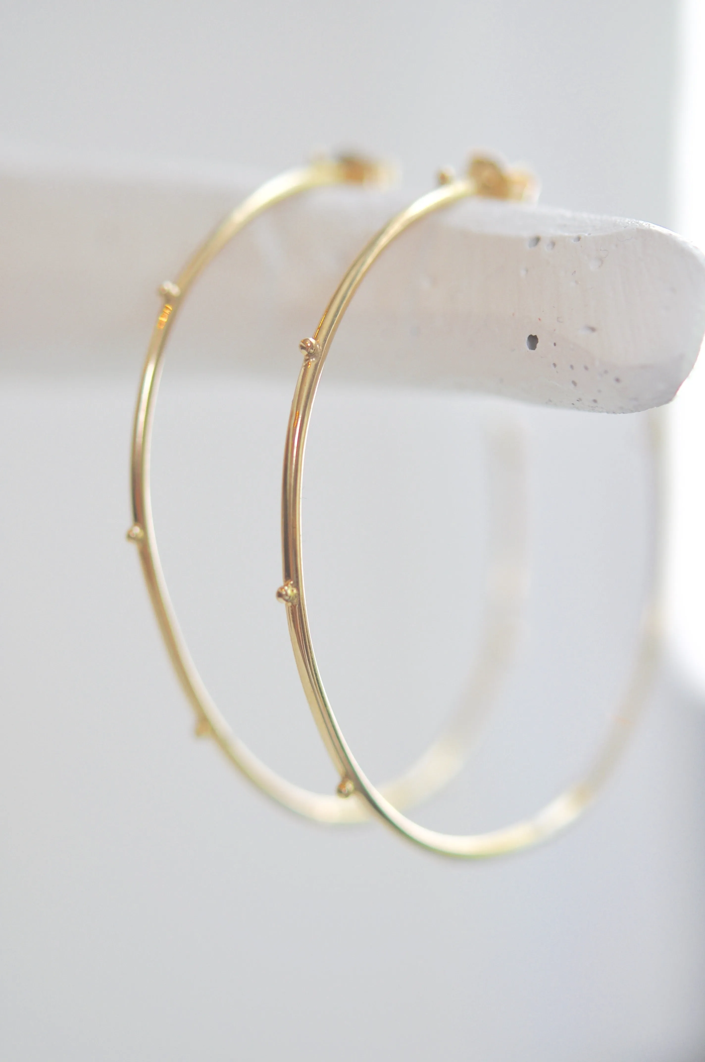 EMILIA DOTTED HOOP EARRINGS