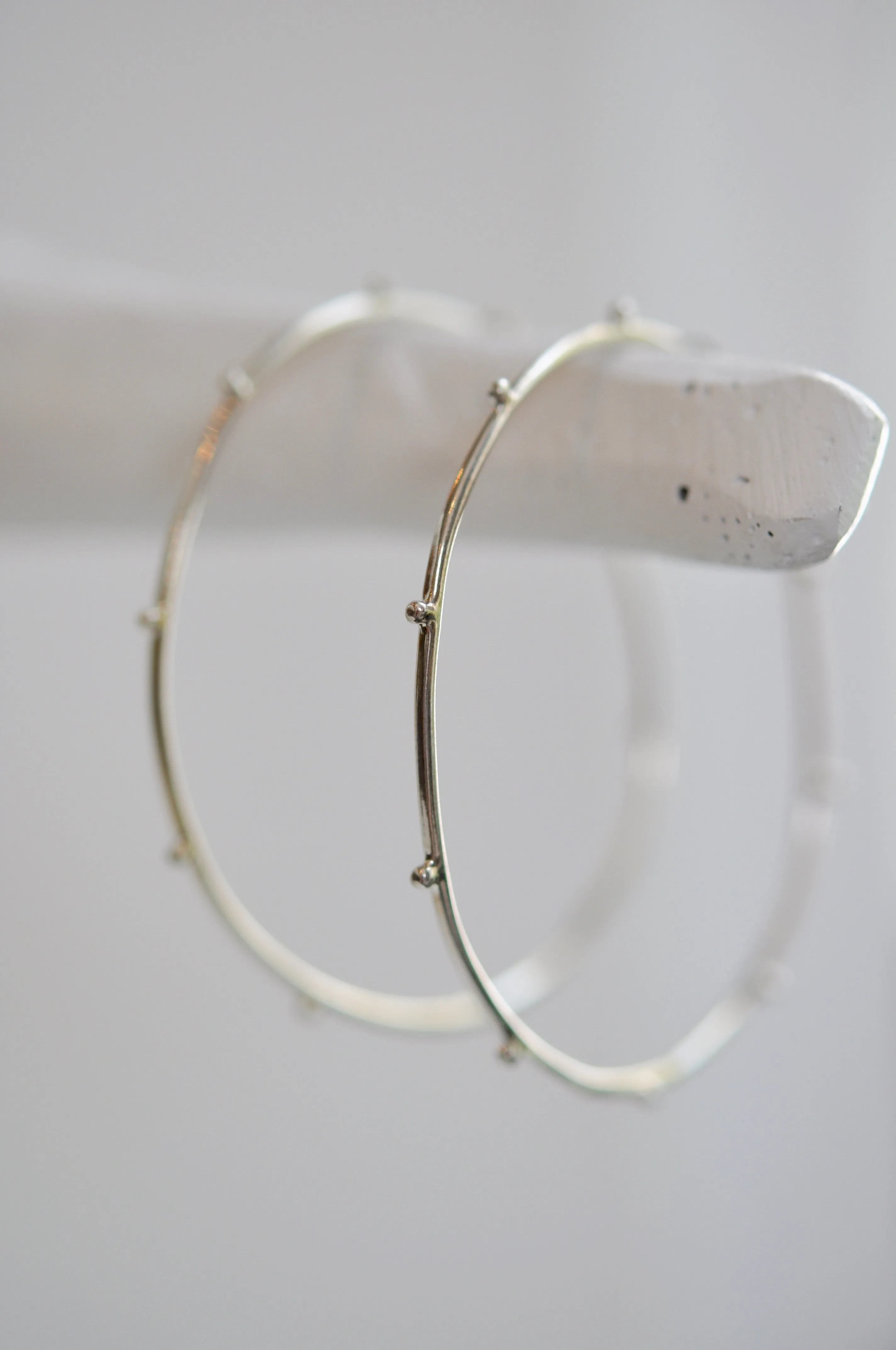 EMILIA DOTTED HOOP EARRINGS