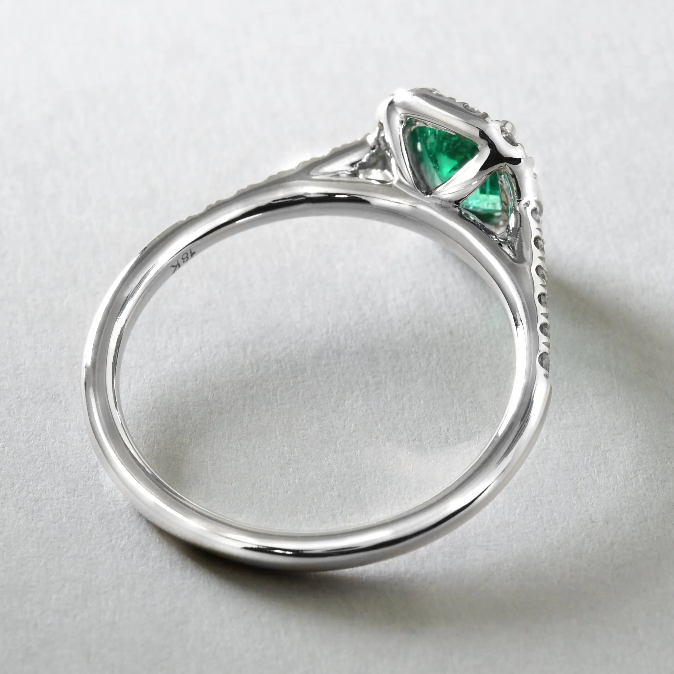 Exceptional Emerald Ring