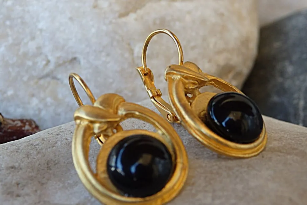 Gold Onyx earrings