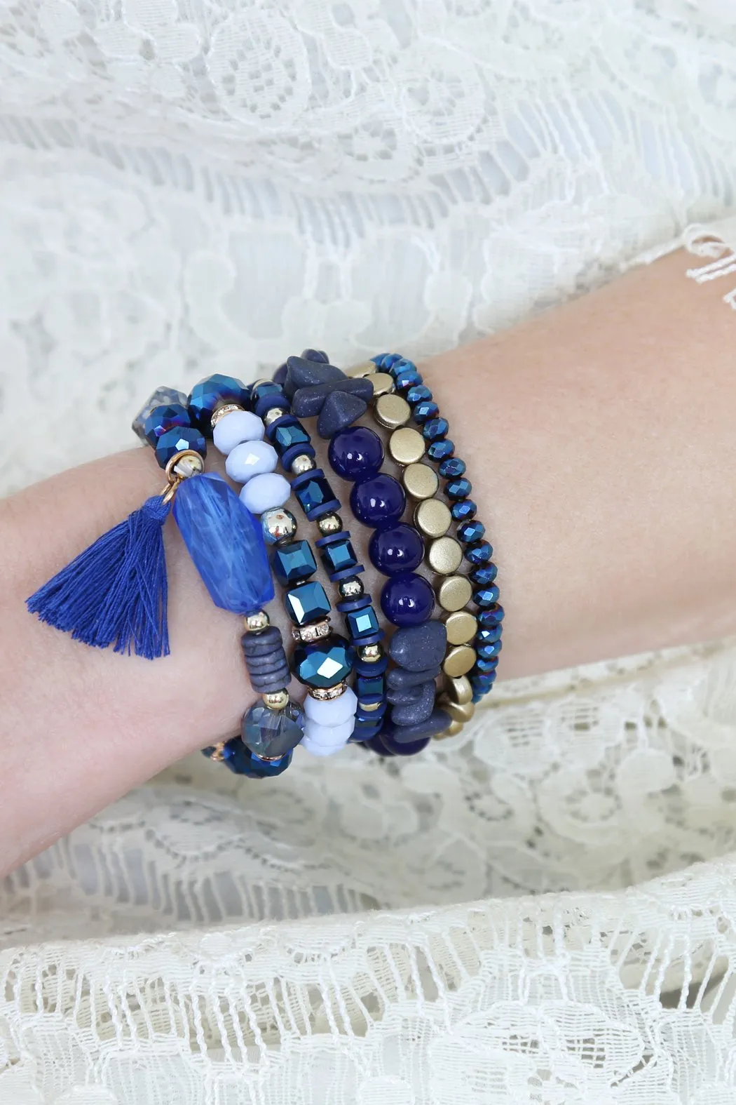 Hdb2201 - Boho Tassel Charm Bracelet