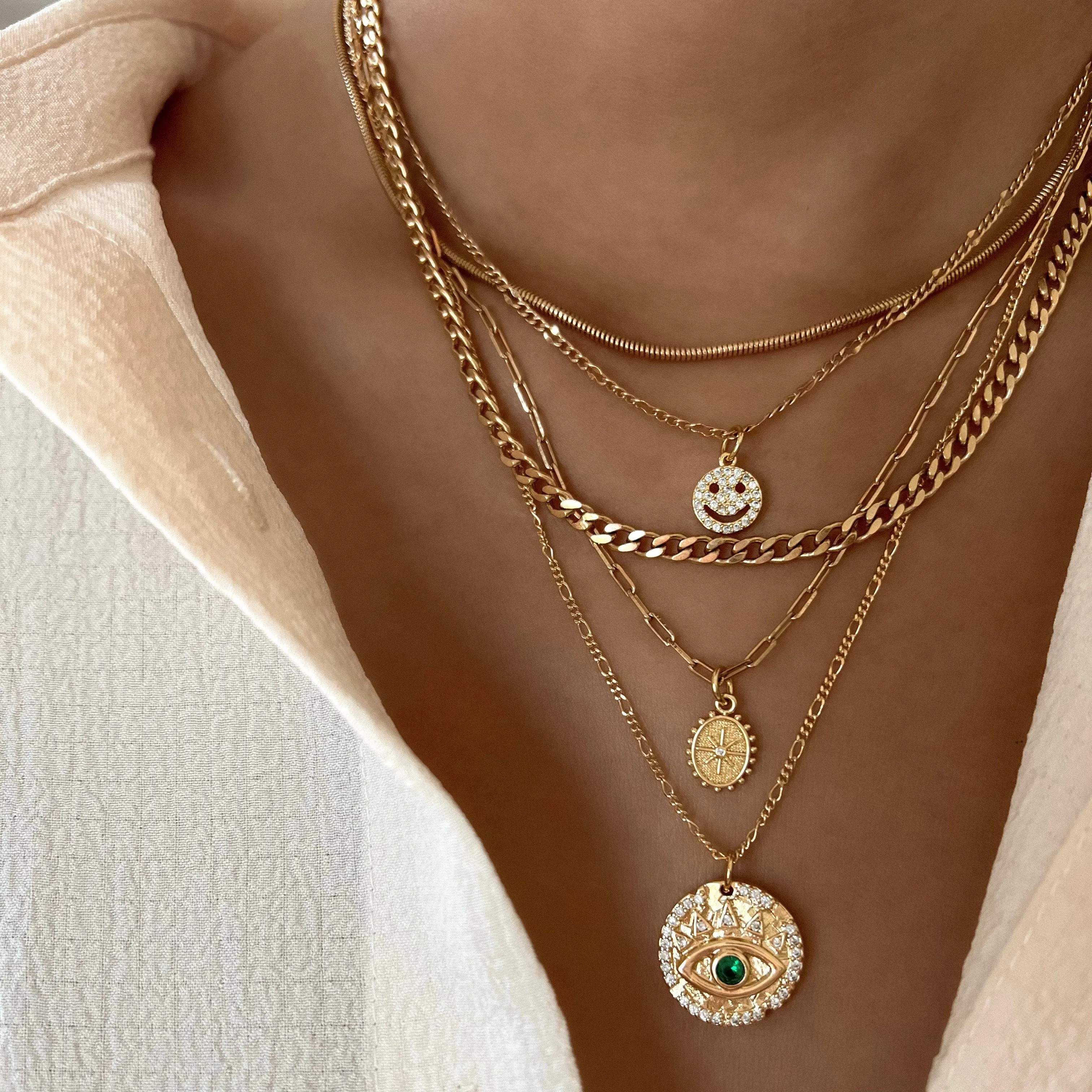 Lily Chain Necklace