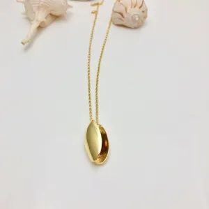 Open Clam Shell Necklace With Pearl (silver or gold)