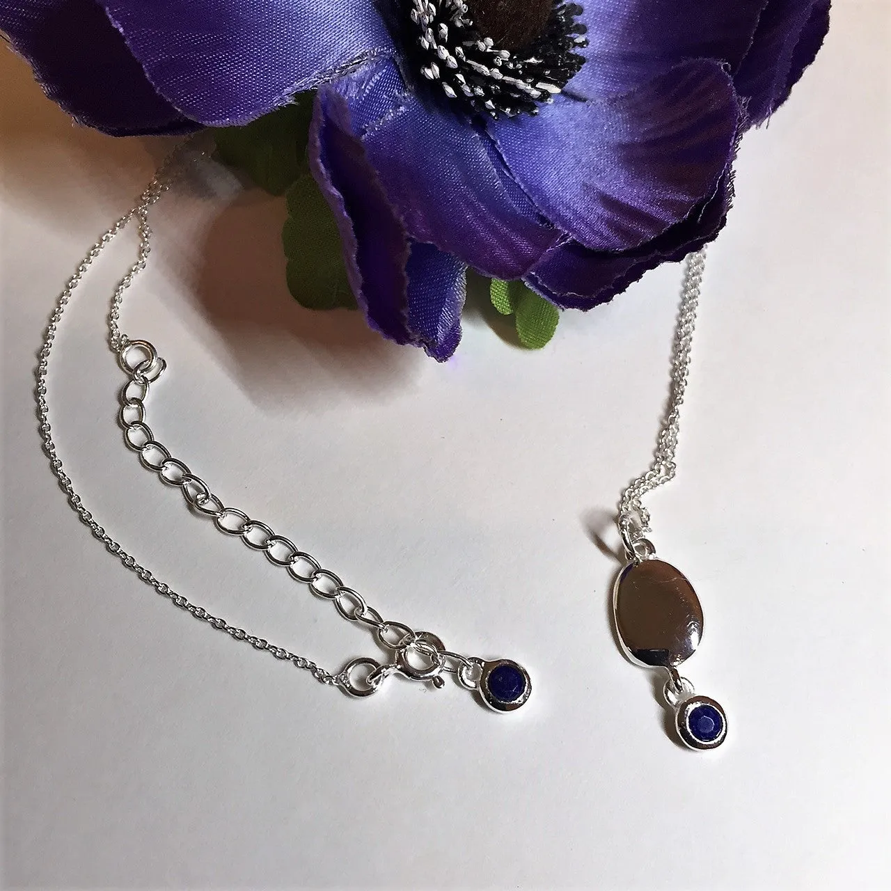 Pebble Pendant - VP133