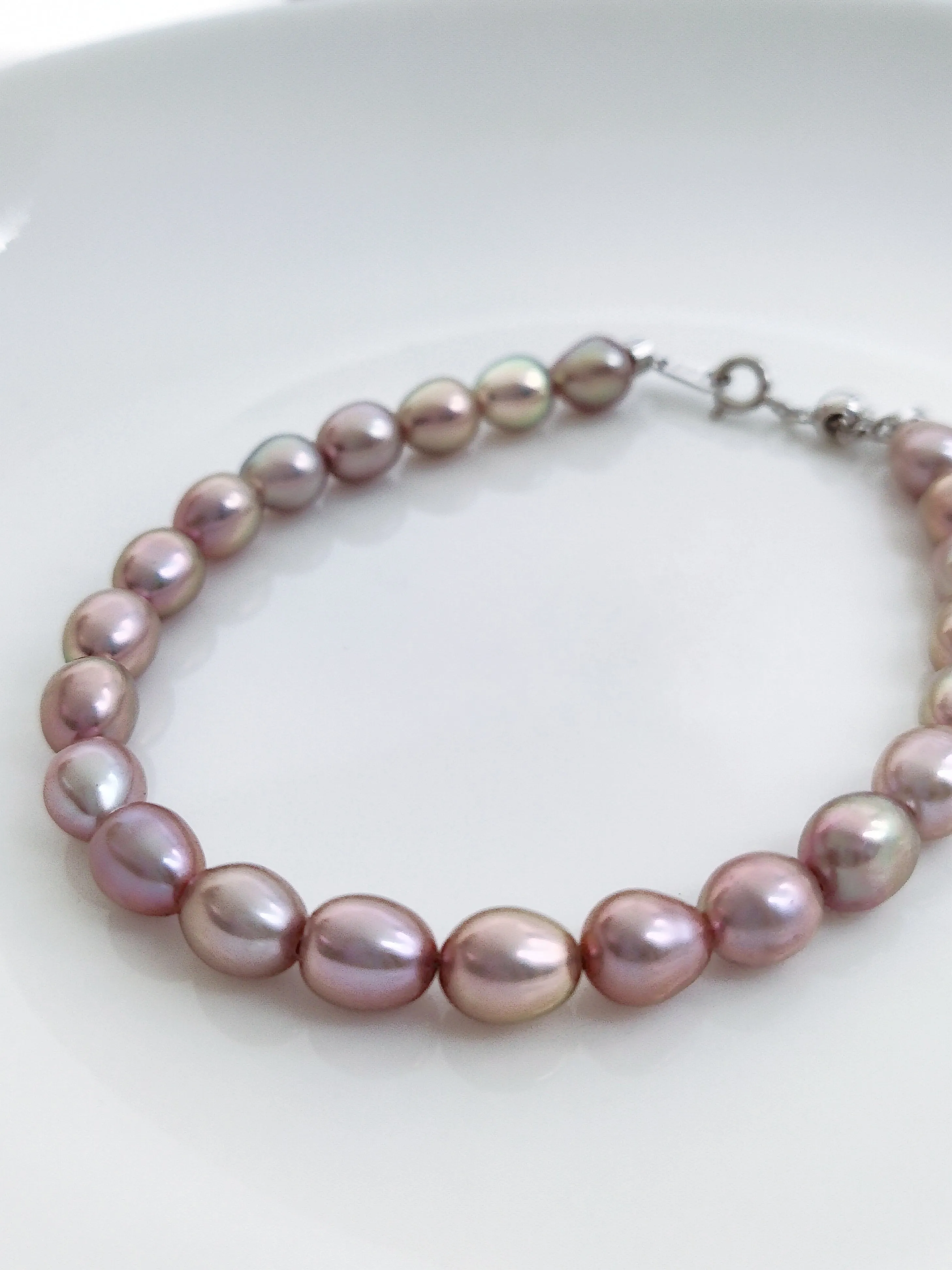 RIDESCENT FRESHWATER PEARL BRACELET