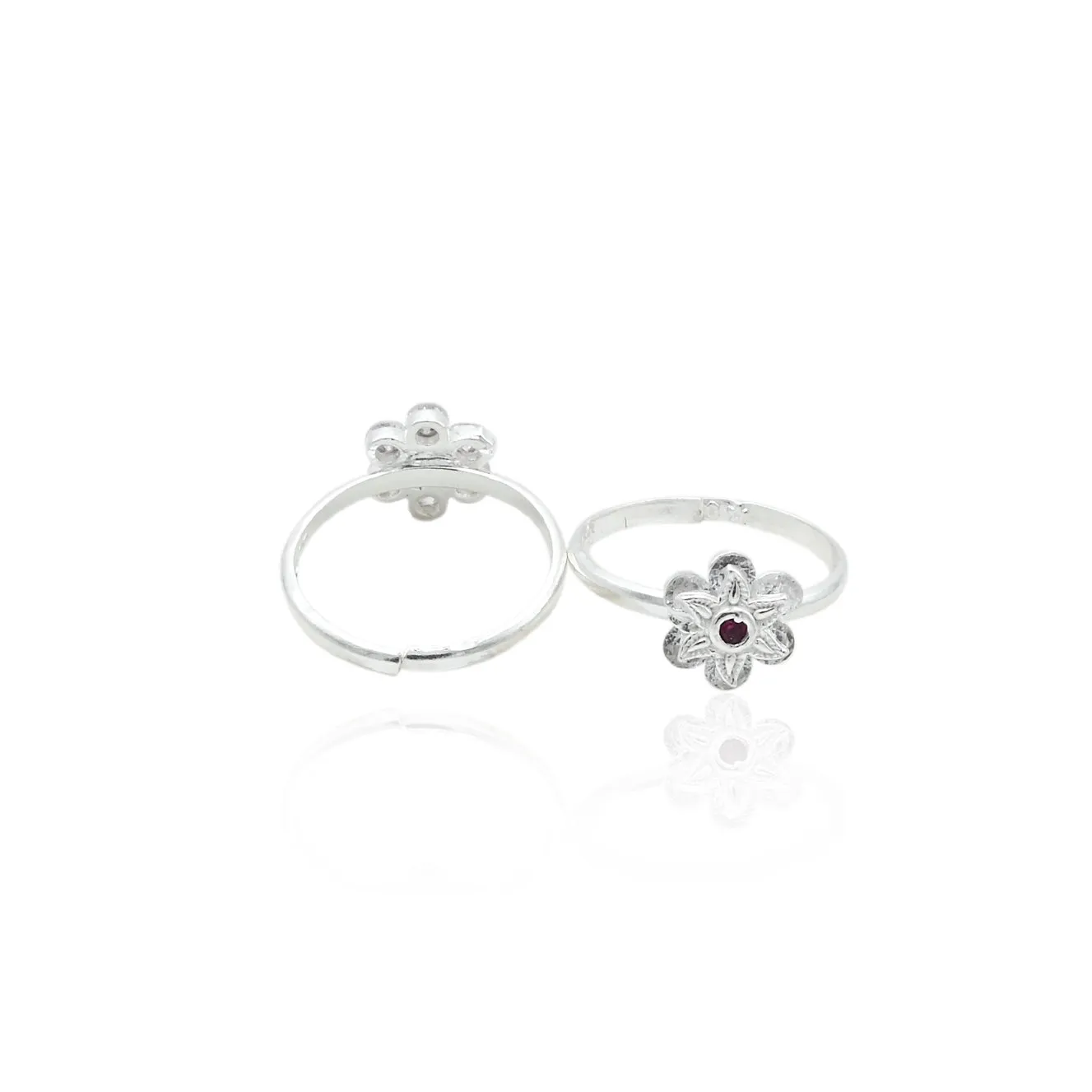 Silver Emerald Shiny Flower Toe Rings