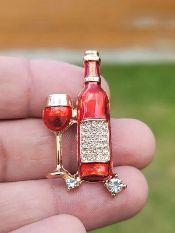 Wine glass bottle brooch vintage look gold plated design broach celebrity pin k