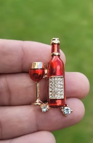 Wine glass bottle brooch vintage look gold plated design broach celebrity pin k